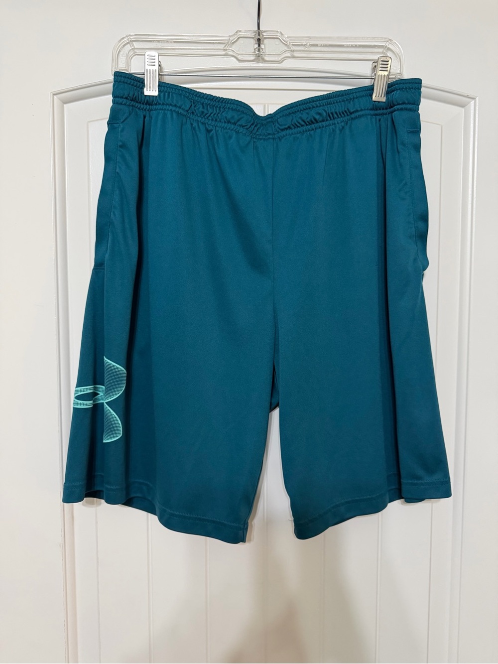 Under Armour Men's Heat-Gear Loose Fit Shorts